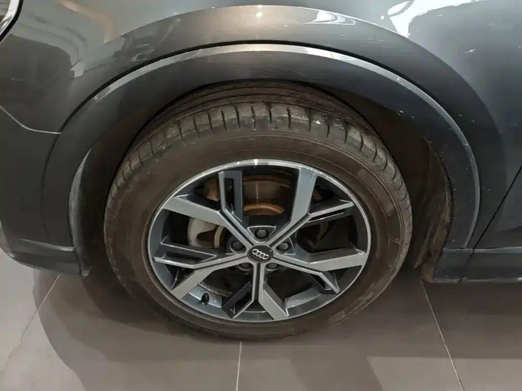 Audi Q3 Sportback 2020 40 TFSI Fashion Edition — миниатюра 23