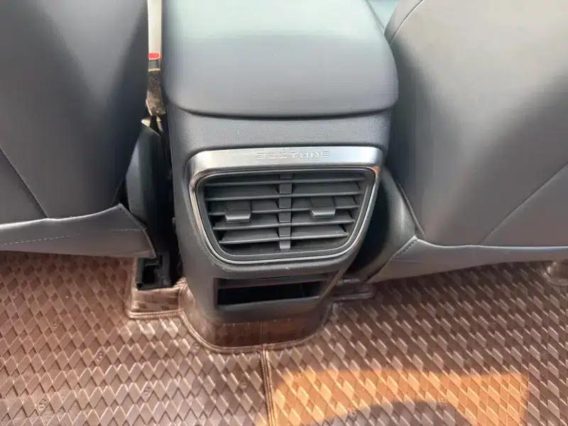 Bestune T90 2023 1.5T Automatic Comfort Model — миниатюра 8