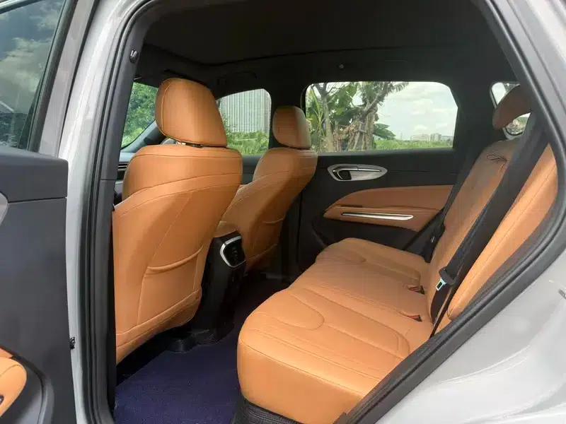 Bestune T90 2025 Dragon Edition 1.5T Enjoyment Model — миниатюра 14