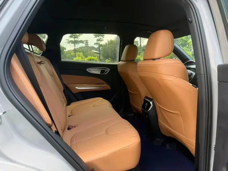 Bestune T90 2025 Dragon Edition 1.5T Enjoyment Model — миниатюра 16