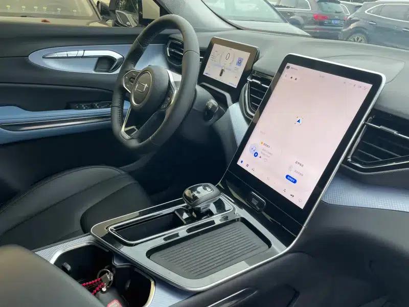 Bestune T90 2023 1.5T Automatic Luxury Edition — миниатюра 7