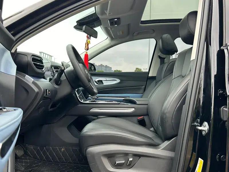 Bestune T90 2023 1.5T Automatic Luxury Edition — миниатюра 11