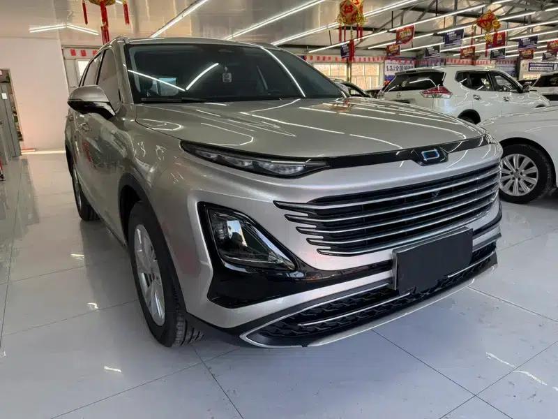 Bestune T90 2023 2.0T Automatic Luxury Edition — миниатюра 3