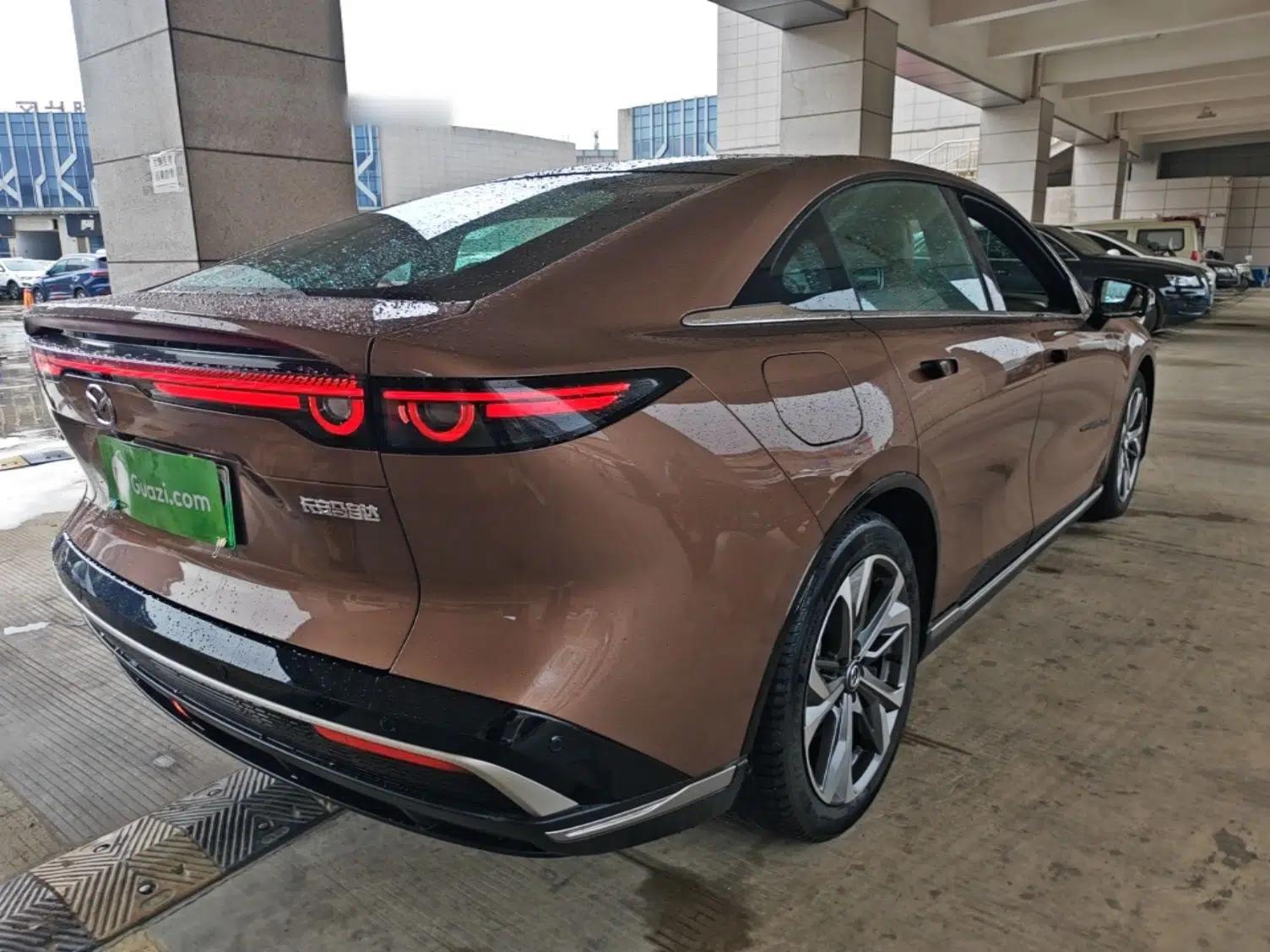 Mazda EZ-6 2024 Range-Extended 200 Zhiya Edition — миниатюра 6