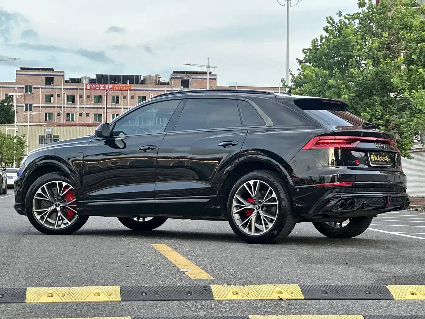 Audi Q8 2022 55 TFSI Premium Dynamic Edition — миниатюра 4