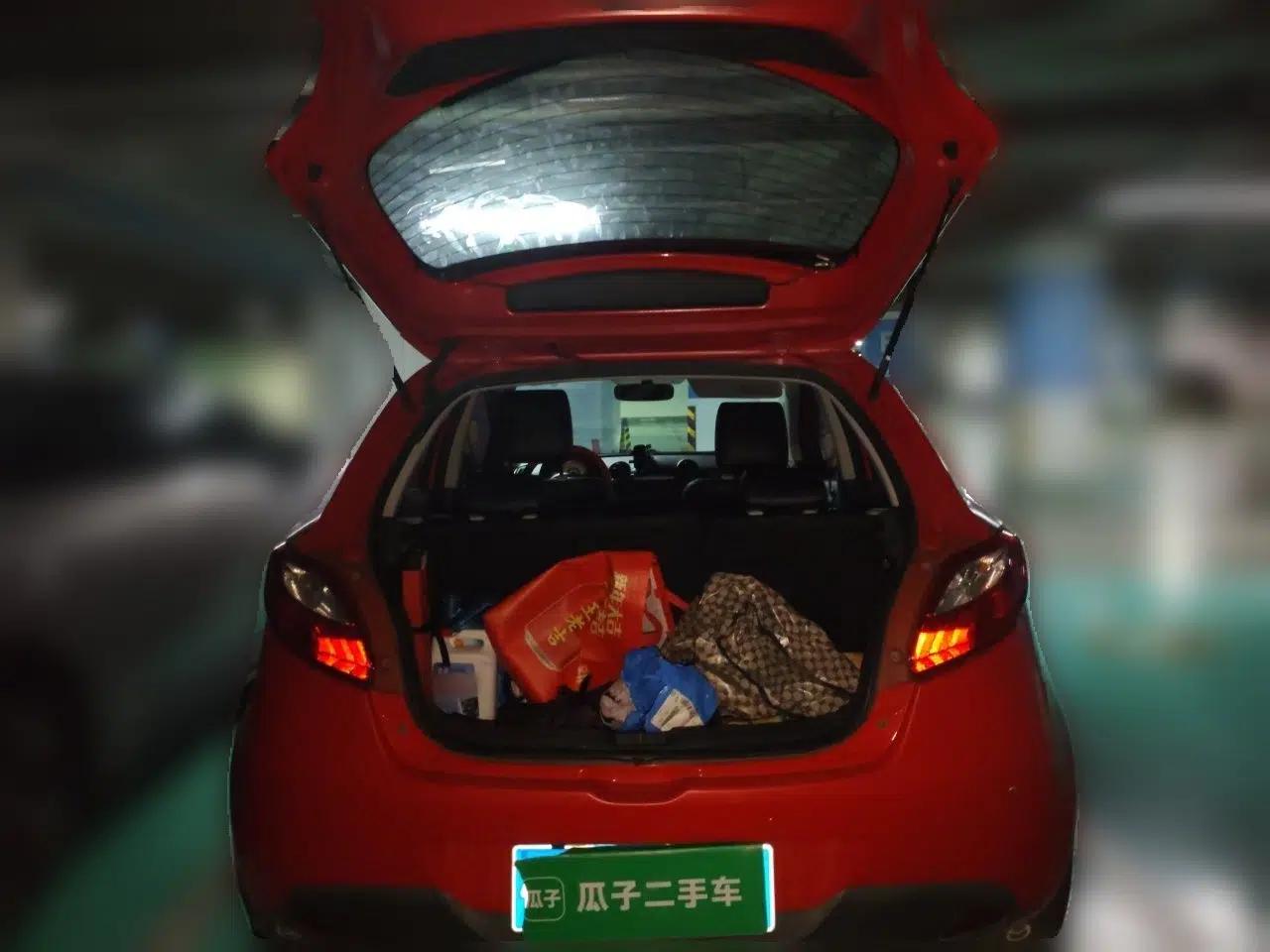 Mazda 2 2009 1.5L Automatic Value Edition — миниатюра 19