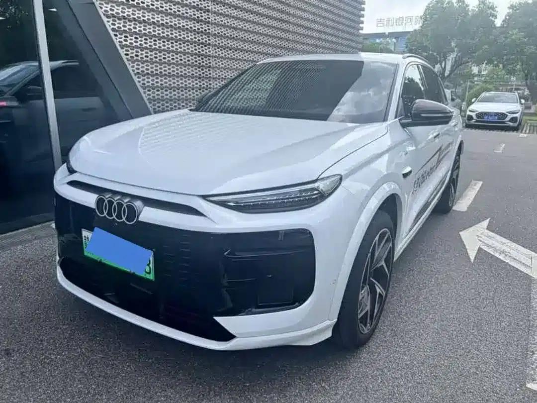 Audi Q6L e-tron 2026 First Edition — миниатюра 1