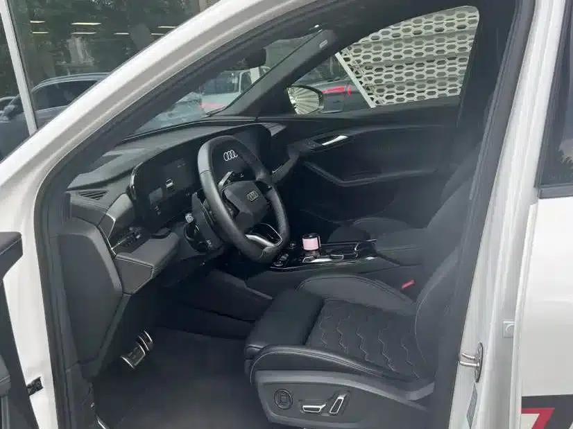 Audi Q6L e-tron 2026 First Edition — миниатюра 5