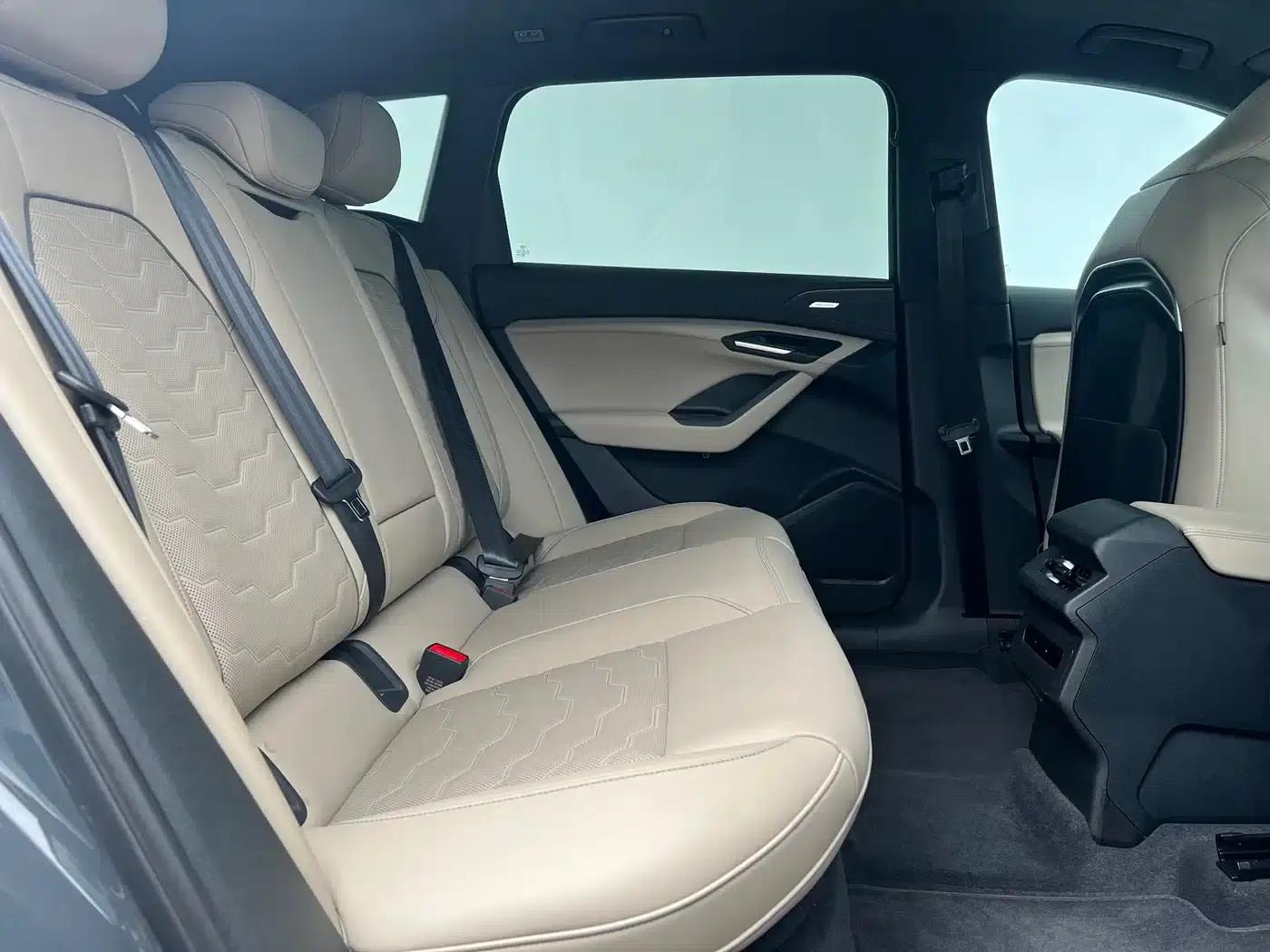 Audi Q6L e-tron 2026 First Edition — миниатюра 6