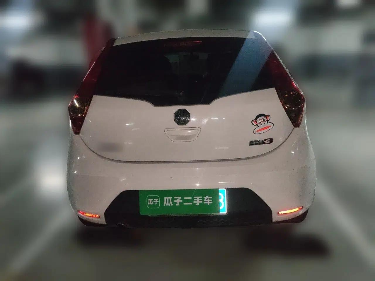 MG 3 2012 1.5L Manual Fashion Edition — миниатюра 5