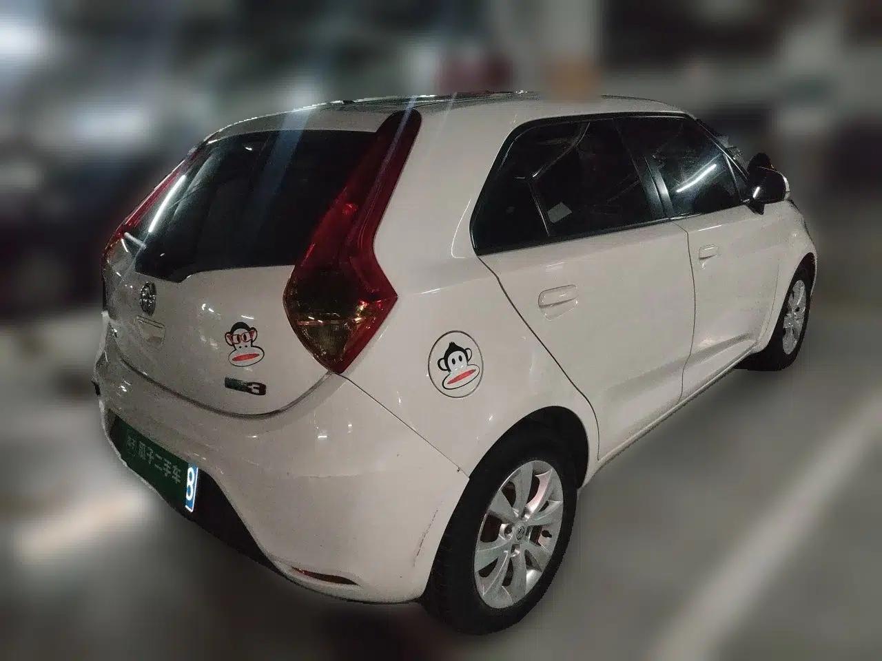 MG 3 2012 1.5L Manual Fashion Edition — миниатюра 6