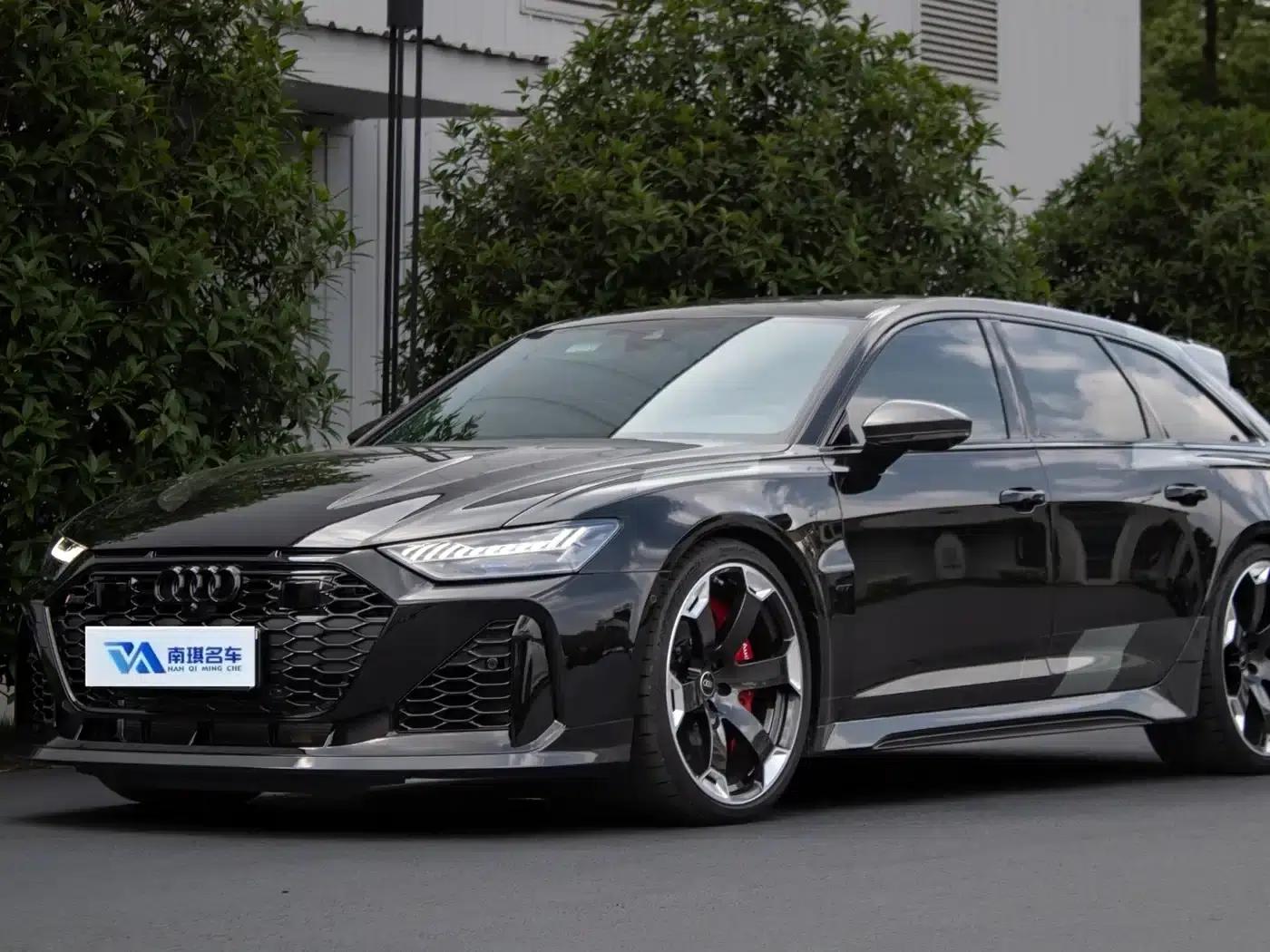 2025 Audi RS 6 Avant GT — миниатюра 1
