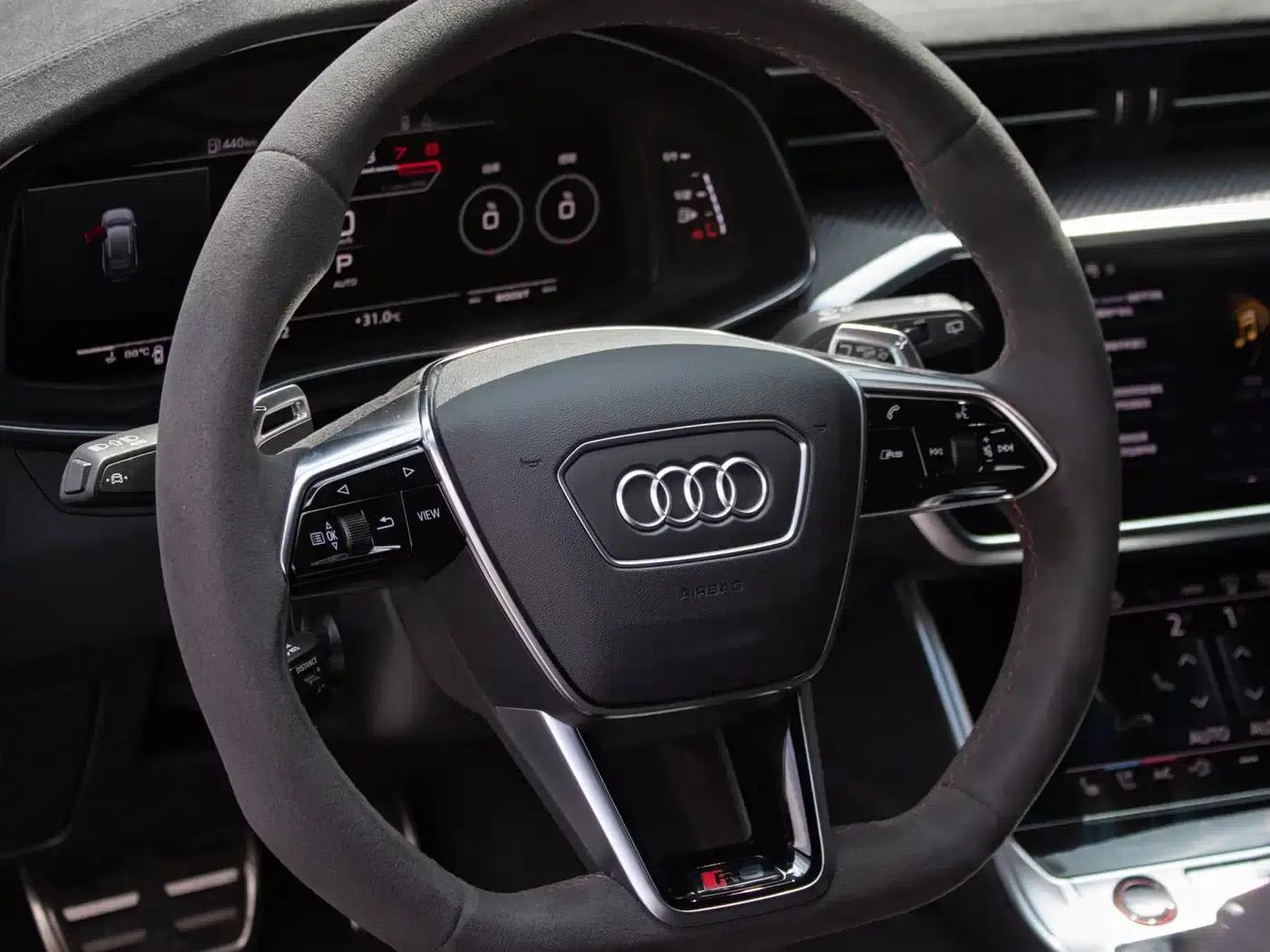 2025 Audi RS 6 Avant GT — миниатюра 9