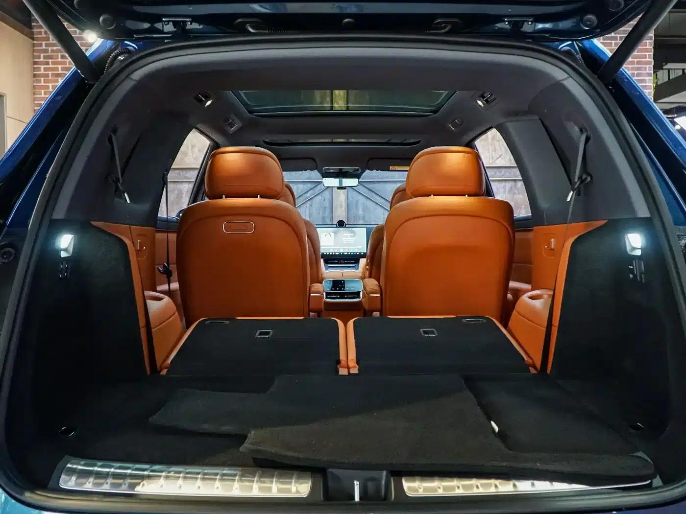 Wenjie M8 2025 Extended Range Max+ Version 53.4kWh 6-Seat Version (192-line LiDAR) — миниатюра 25
