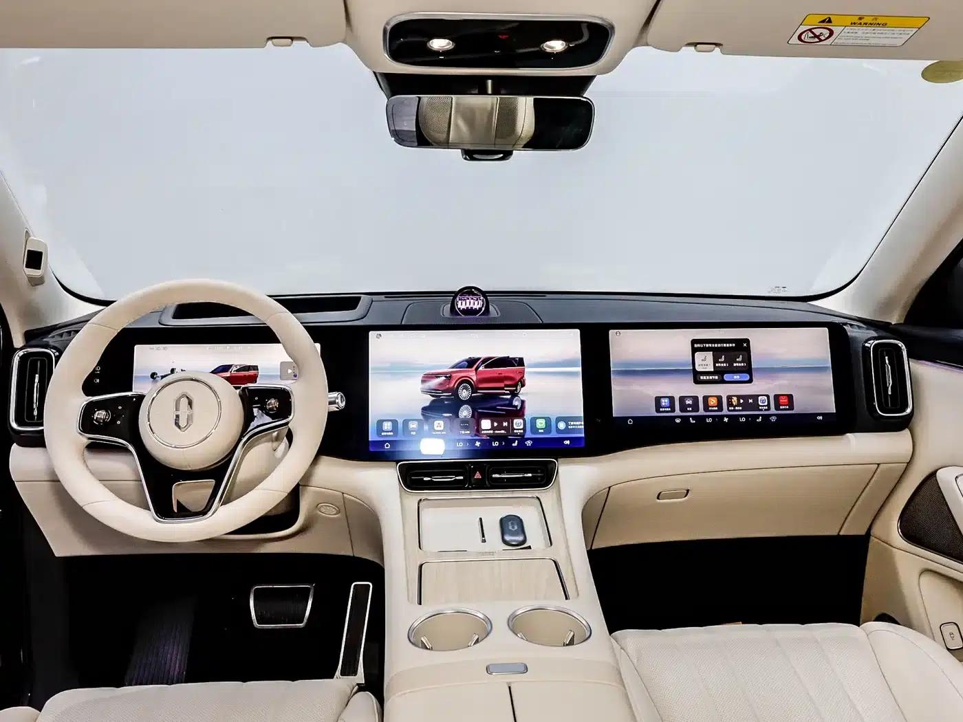 Wenjie M8 2025 Extended Range Max+ Version 53.4kWh 6-Seat Version (192-line LiDAR) — миниатюра 23