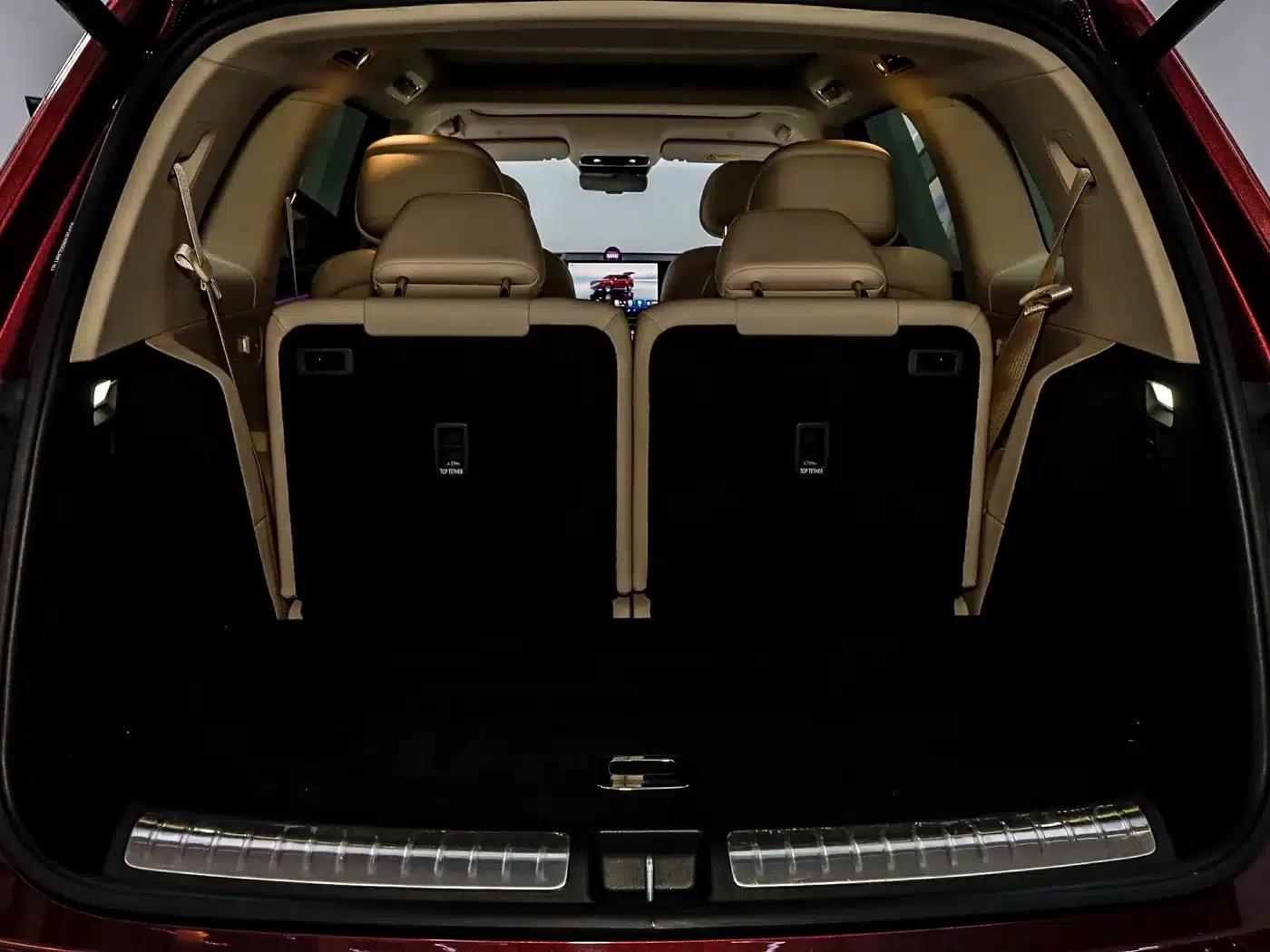 Wenjie M8 2025 Extended Range Max+ Version 53.4kWh 6-Seat Version (192-line LiDAR) — миниатюра 39