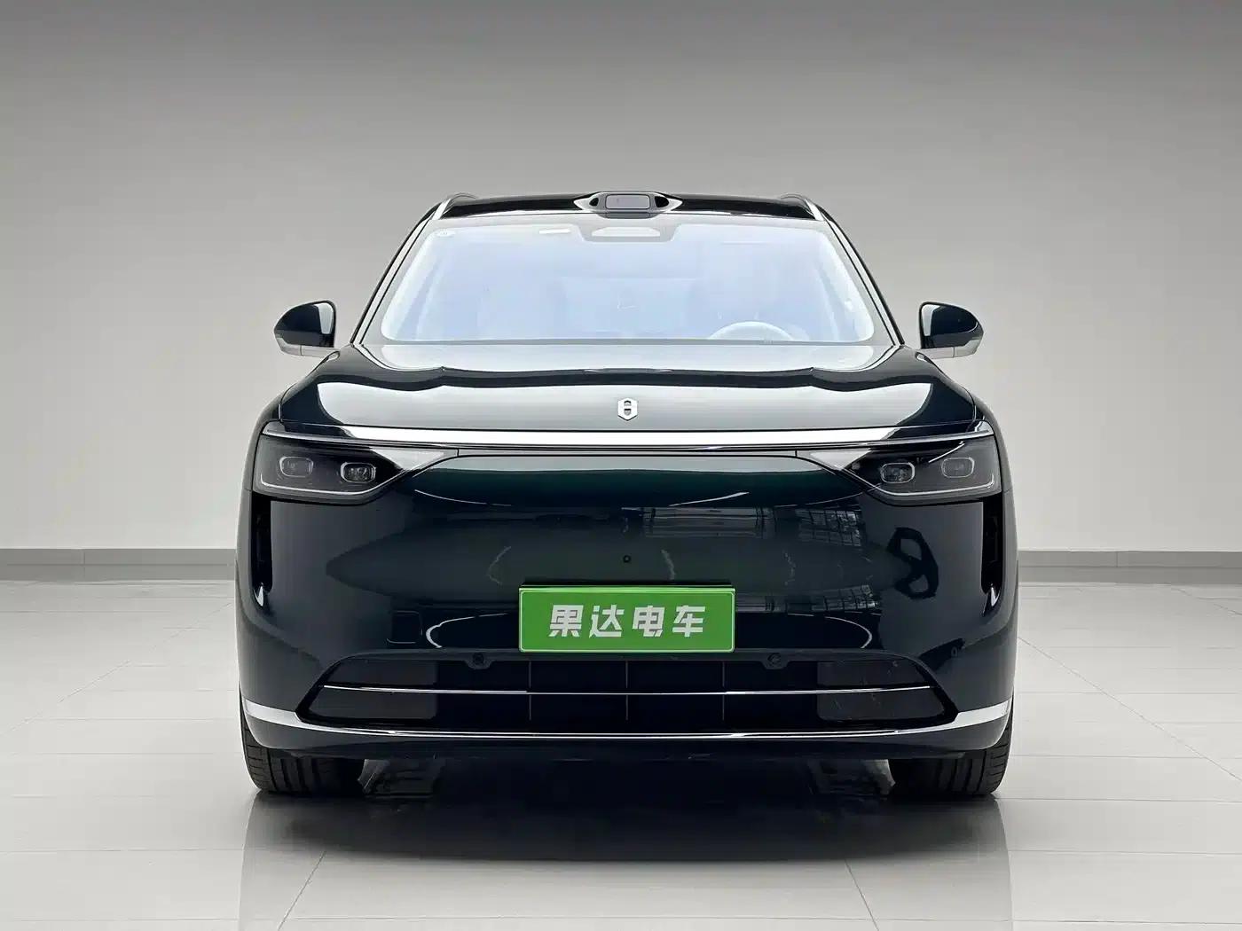 Wenjie M8 2025 Extended Range Max+ Version 53.4kWh 6-Seat Version (192-line LiDAR) — миниатюра 2