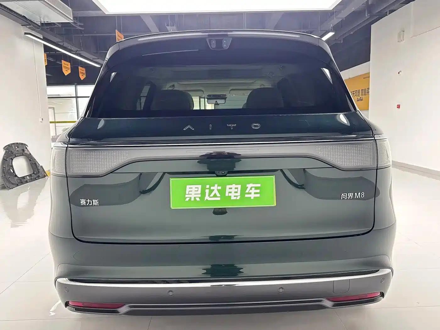Wenjie M8 2025 Extended Range Max+ Version 53.4kWh 6-Seat Version (192-line LiDAR) — миниатюра 7