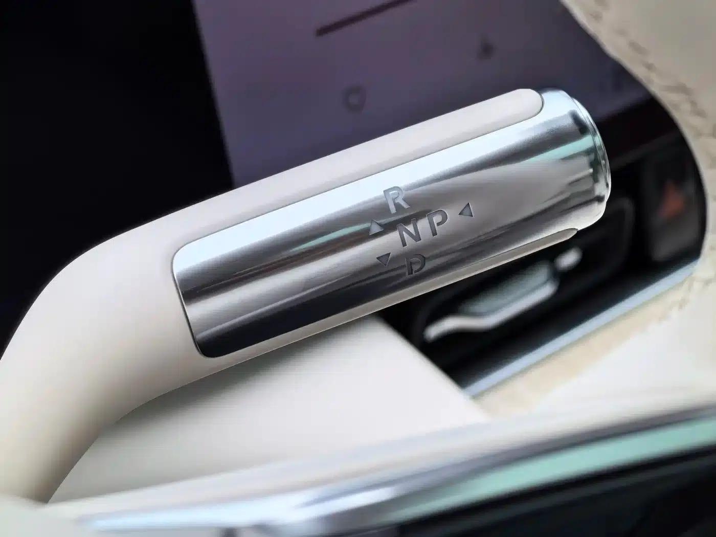 Wenjie M8 2025 Pure Electric Max+ Six-Seat Long Range Version (192-line LiDAR) — миниатюра 23