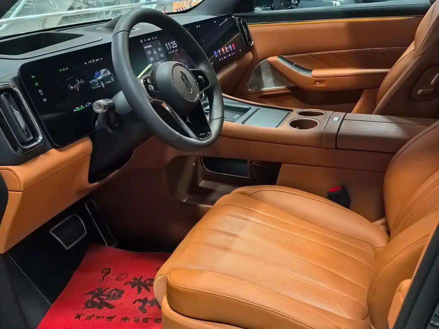 Wenjie M8 2025 Ultra Extended Range Edition (53.4kWh, 6-seater, 192-line LiDAR) — миниатюра 4