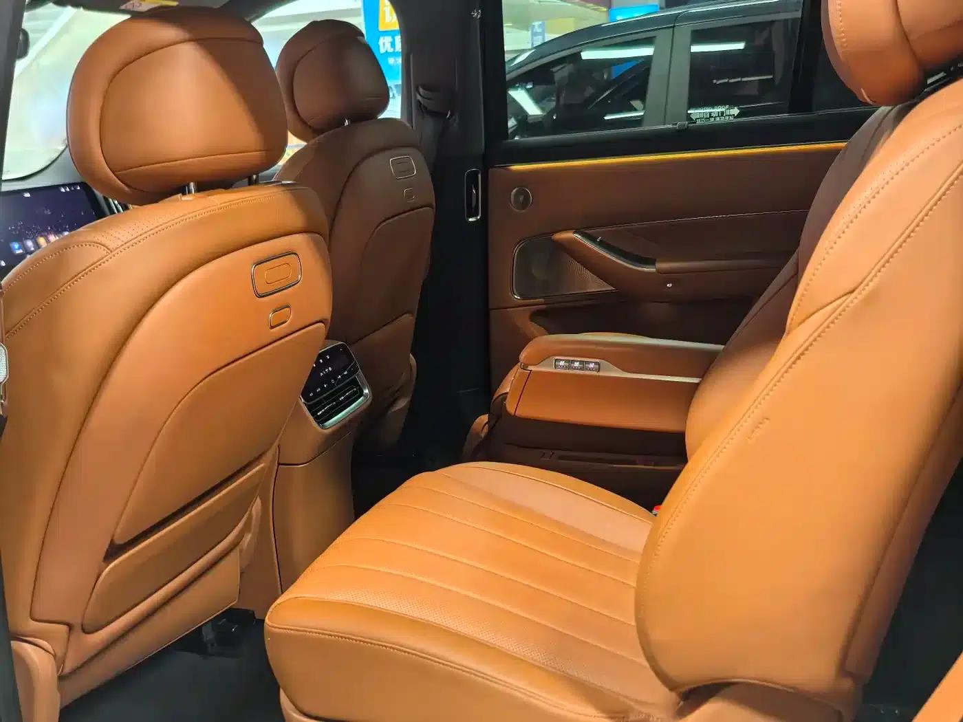 Wenjie M8 2025 Ultra Extended Range Edition (53.4kWh, 6-seater, 192-line LiDAR) — миниатюра 5