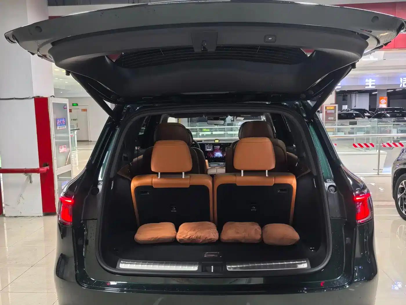 Wenjie M8 2025 Ultra Extended Range Edition (53.4kWh, 6-seater, 192-line LiDAR) — миниатюра 7