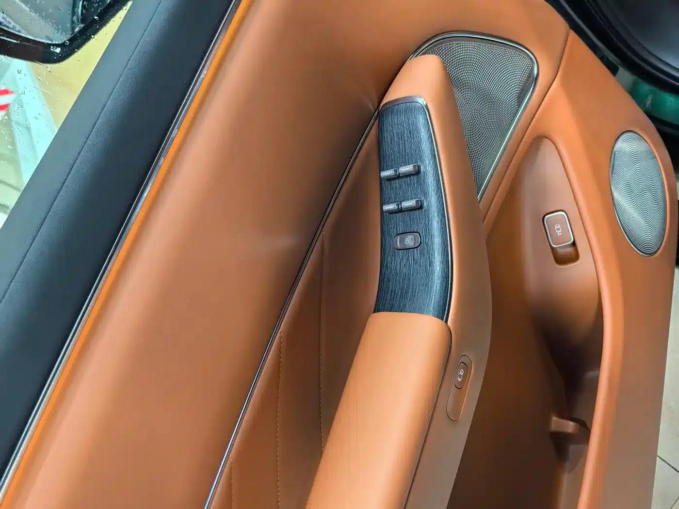 Wenjie M8 2025 Ultra Extended Range Edition (53.4kWh, 6-seater, 192-line LiDAR) — миниатюра 10