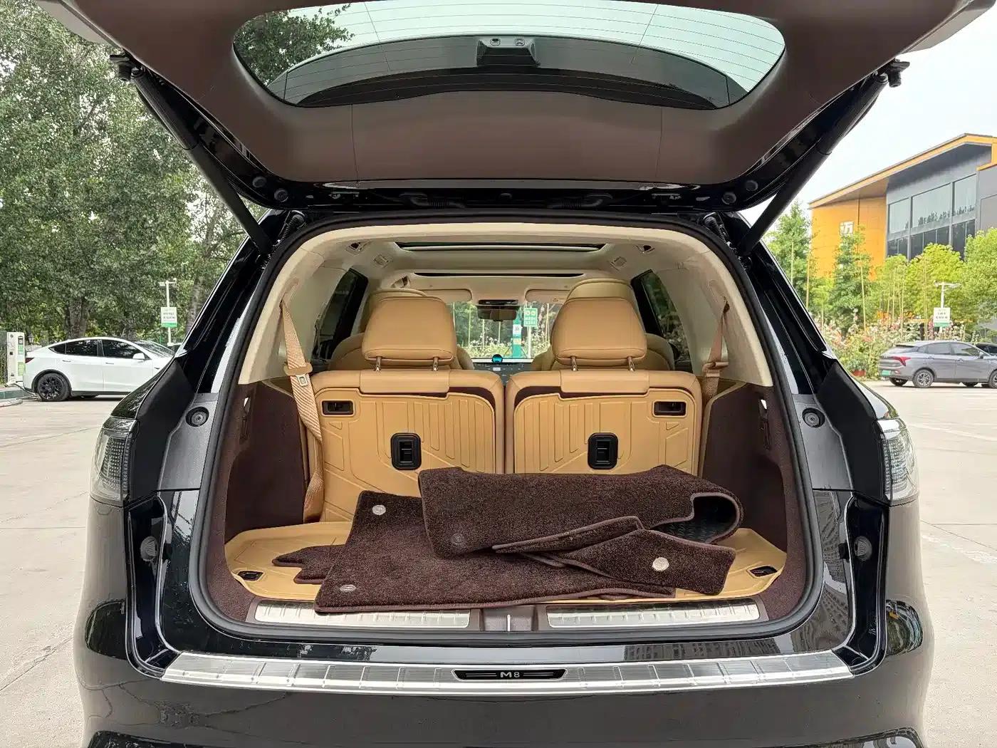 Wenjie M8 2025 Extended Range Max+ Version 53.4kWh 6-Seat Version (192-line LiDAR) — миниатюра 14