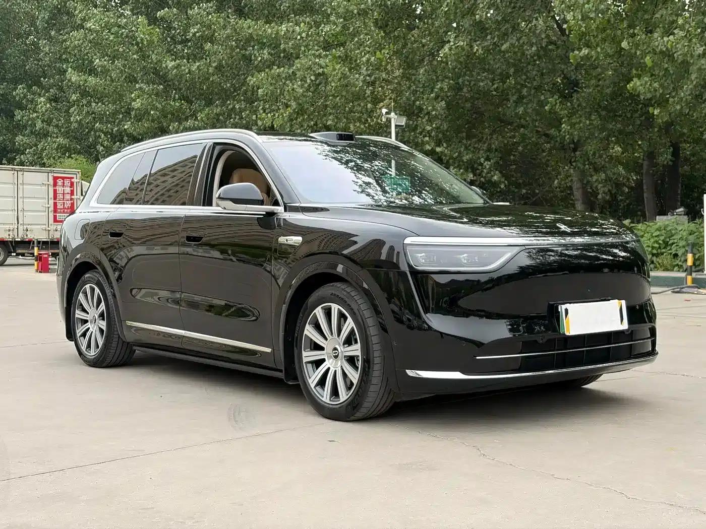 Wenjie M8 2025 Extended Range Max+ Version 53.4kWh 6-Seat Version (192-line LiDAR) — миниатюра 3