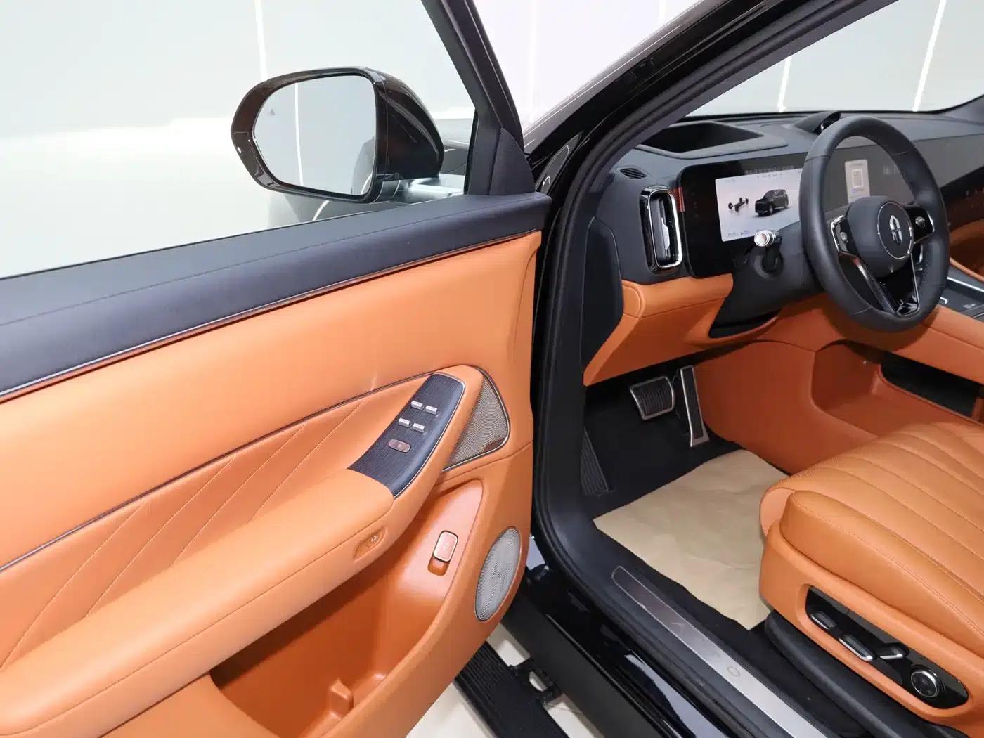Wenjie M8 2025 Ultra Extended Range Edition (53.4kWh, 6-seater, 192-line LiDAR) — миниатюра 25