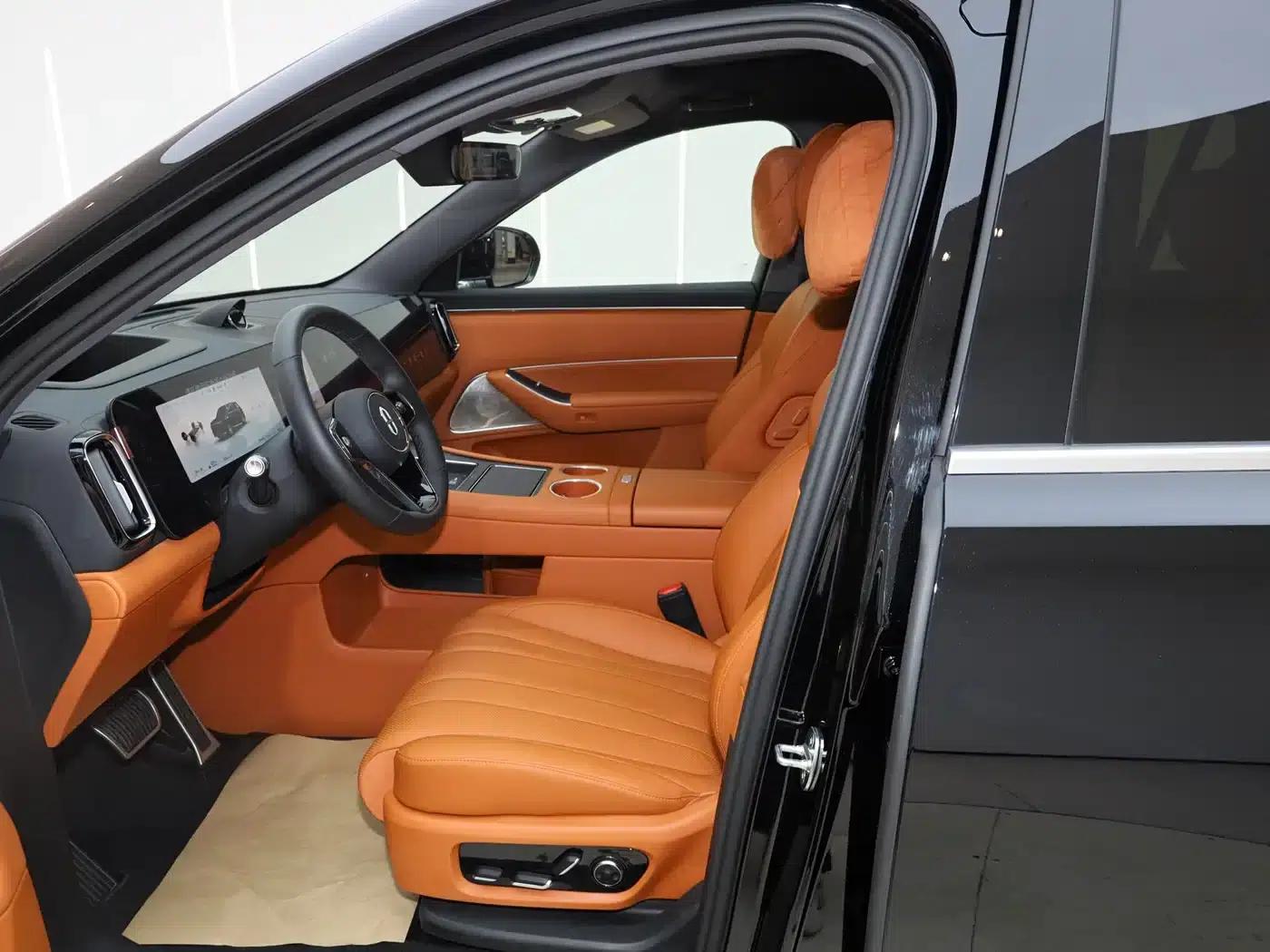 Wenjie M8 2025 Ultra Extended Range Edition (53.4kWh, 6-seater, 192-line LiDAR) — миниатюра 30