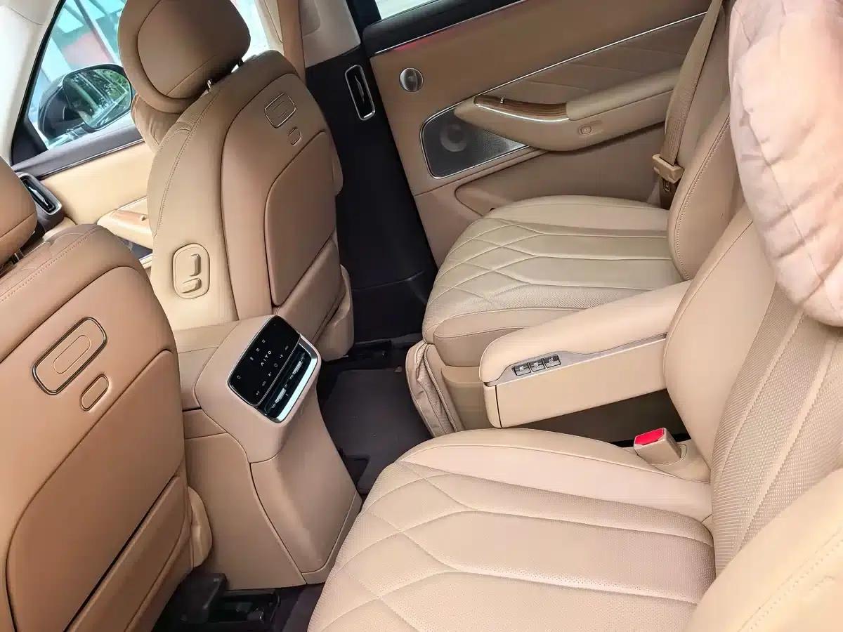 Wenjie M8 2025 Extended Range Max Edition 37kWh 6-Seater (192-line LiDAR) — миниатюра 5