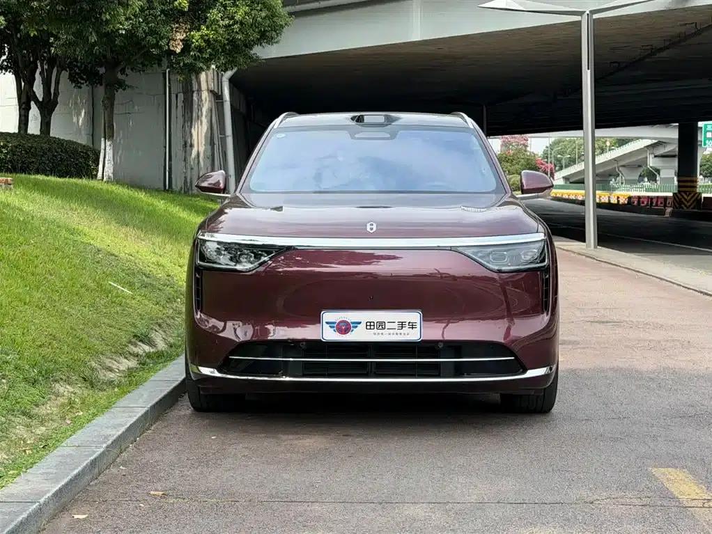 Wenjie M8 2025 Extended Range Ultra Edition 53.4kWh 5-Seat Version (192-line LiDAR) — миниатюра 2