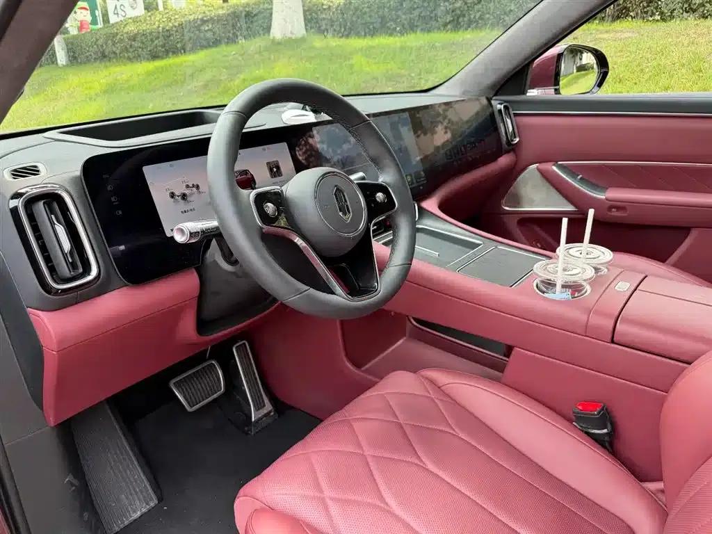 Wenjie M8 2025 Extended Range Ultra Edition 53.4kWh 5-Seat Version (192-line LiDAR) — миниатюра 7