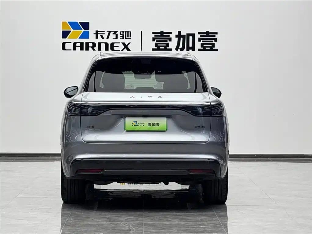 Wenjie M8 2025 Extended Range Ultra Edition 53.4kWh 5-Seat Version (192-line LiDAR) — миниатюра 14