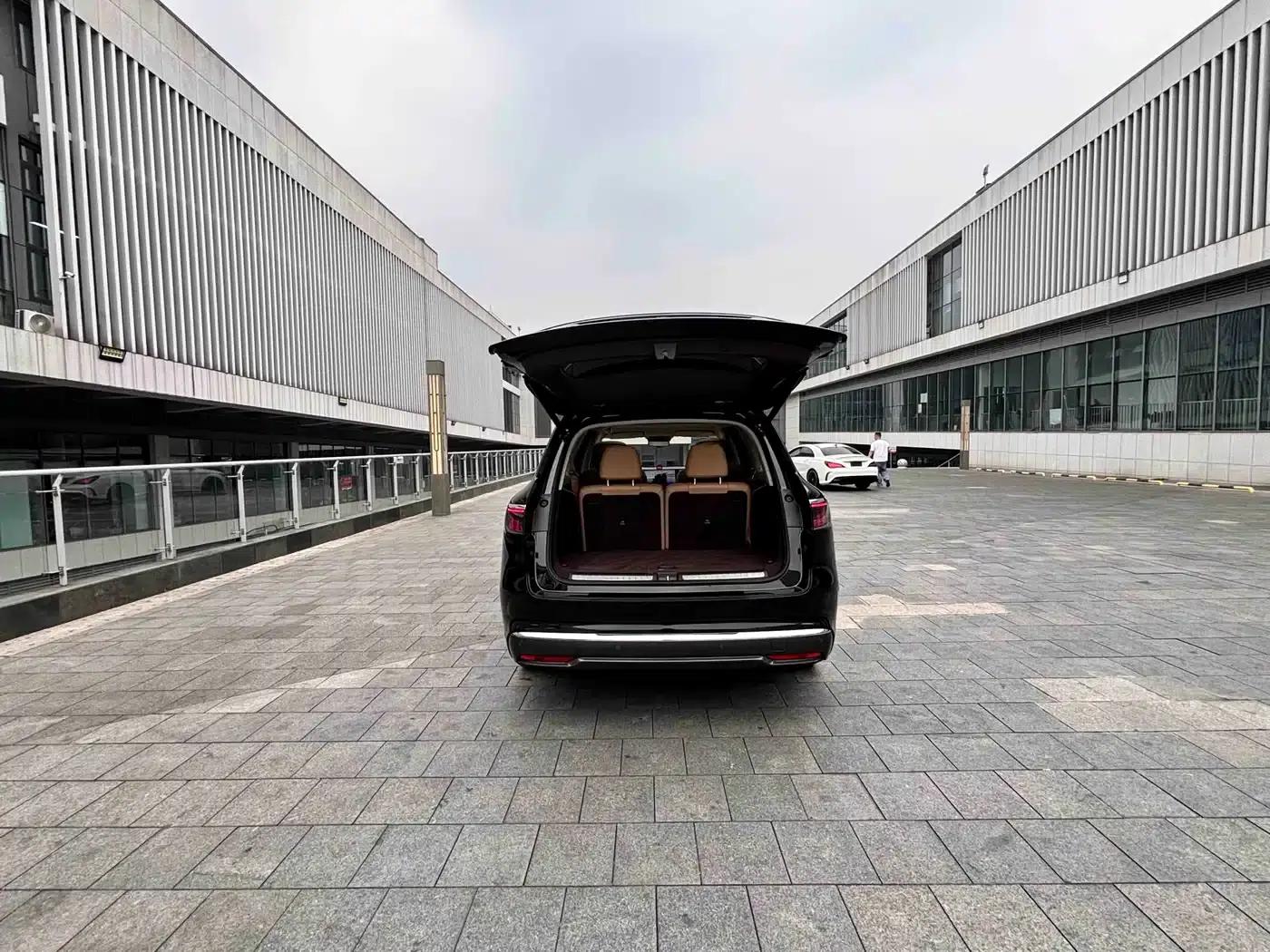 Wenjie M8 2025 Ultra Extended Range Edition (53.4kWh, 6-seater, 192-line LiDAR) — миниатюра 13