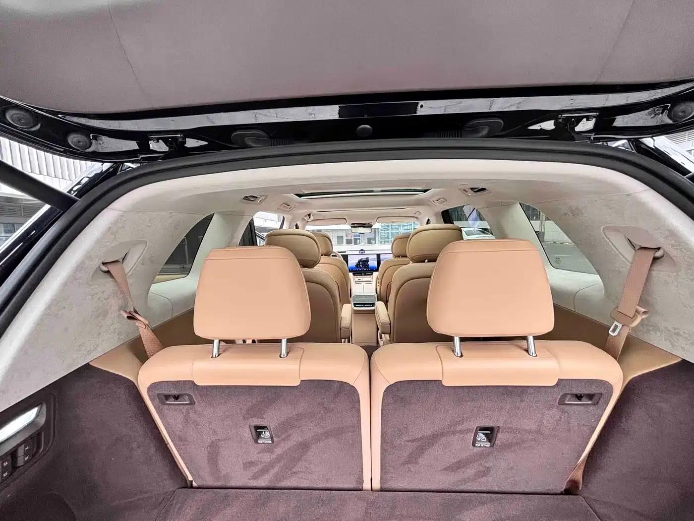 Wenjie M8 2025 Ultra Extended Range Edition (53.4kWh, 6-seater, 192-line LiDAR) — миниатюра 19