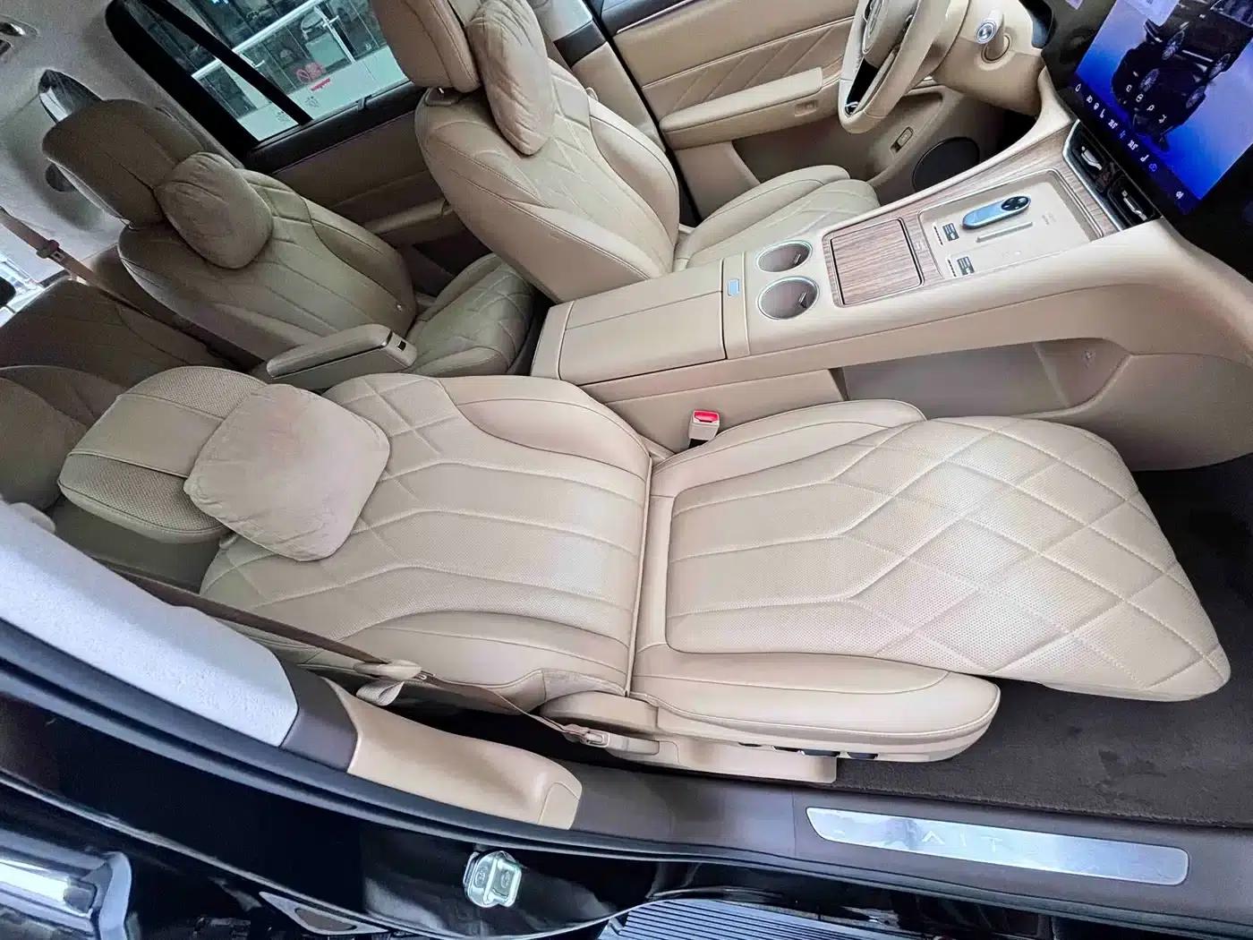 Wenjie M8 2025 Ultra Extended Range Edition (53.4kWh, 6-seater, 192-line LiDAR) — миниатюра 27