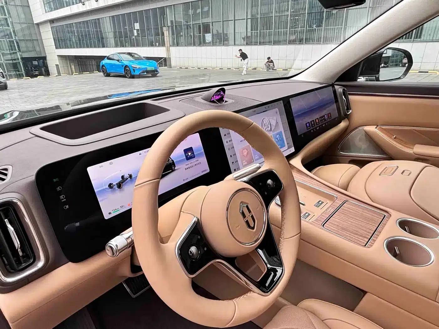 Wenjie M8 2025 Ultra Extended Range Edition (53.4kWh, 6-seater, 192-line LiDAR) — миниатюра 31