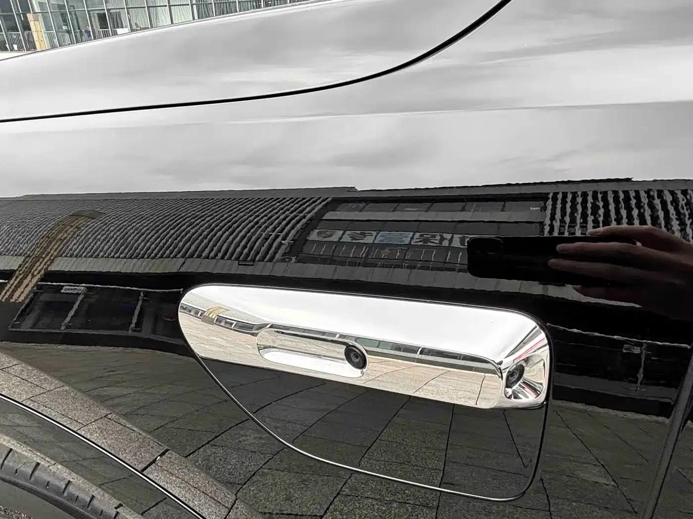 Wenjie M8 2025 Ultra Extended Range Edition (53.4kWh, 6-seater, 192-line LiDAR) — миниатюра 37