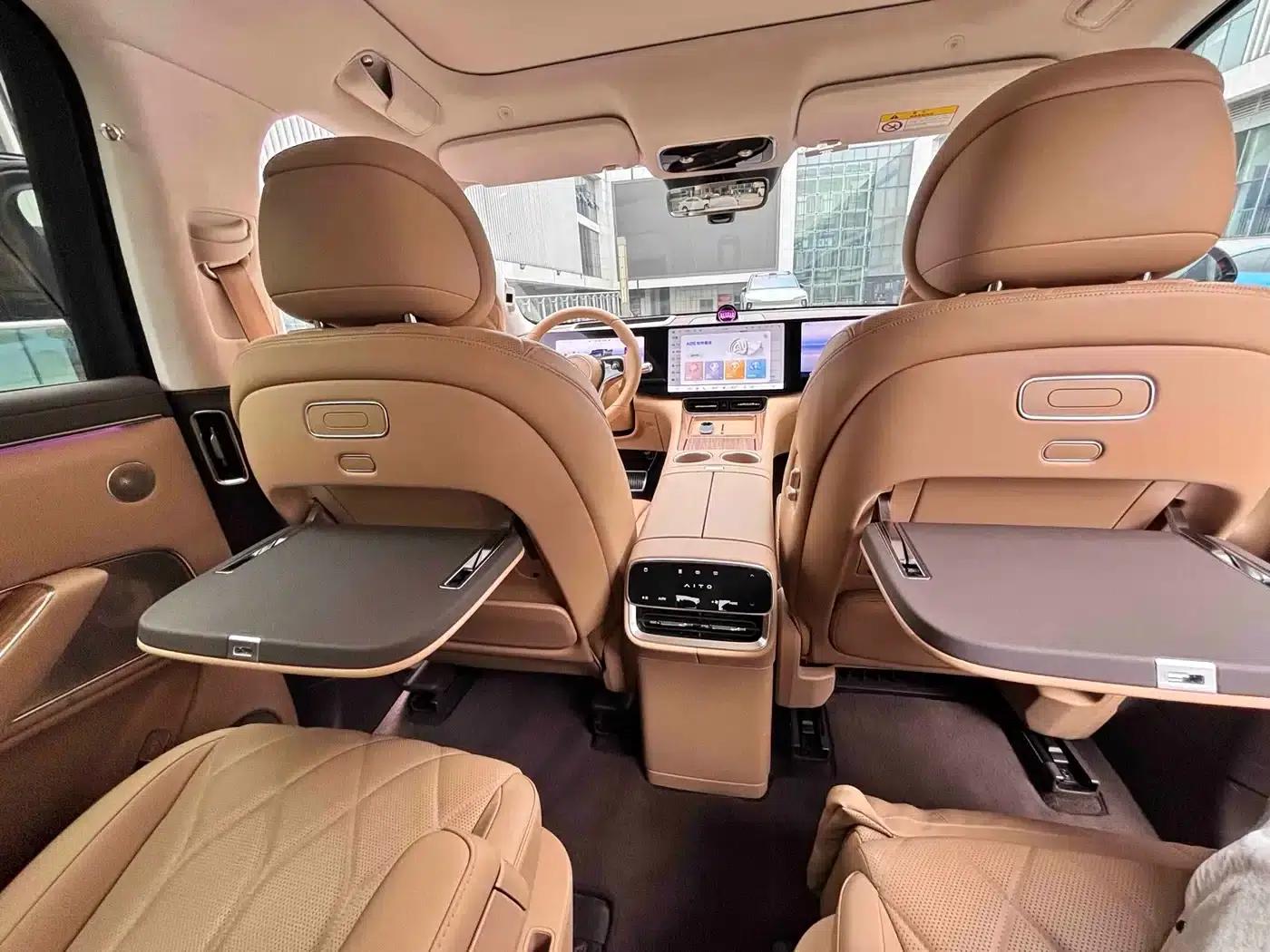 Wenjie M8 2025 Ultra Extended Range Edition (53.4kWh, 6-seater, 192-line LiDAR) — миниатюра 39