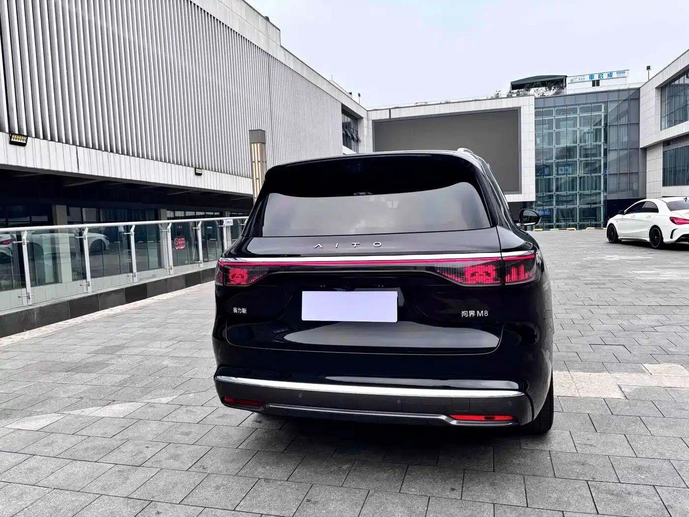 Wenjie M8 2025 Ultra Extended Range Edition (53.4kWh, 6-seater, 192-line LiDAR) — миниатюра 7