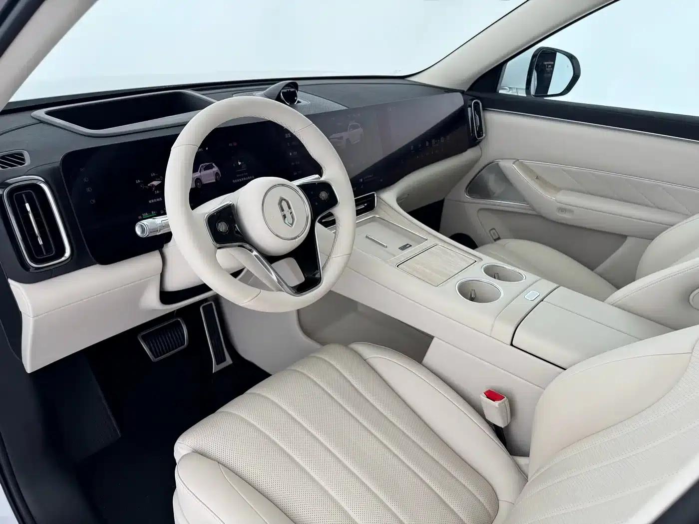 Wenjie M8 2025 Extended Range Max+ Version (53.4kWh, 5-seater, 192-line LiDAR) — миниатюра 5