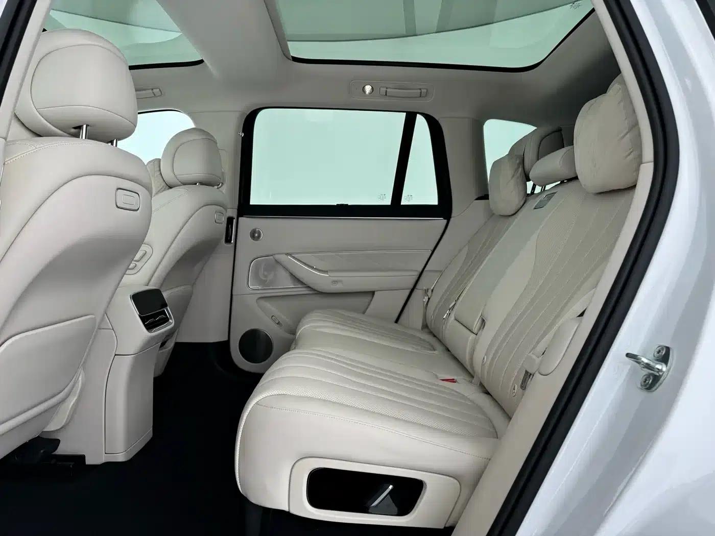 Wenjie M8 2025 Extended Range Max+ Version (53.4kWh, 5-seater, 192-line LiDAR) — миниатюра 10