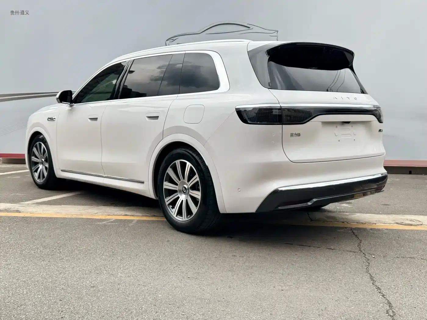 Wenjie M8 2025 Pure Electric Max+ 5-Seat Long Range Version (192-line LiDAR) — миниатюра 4