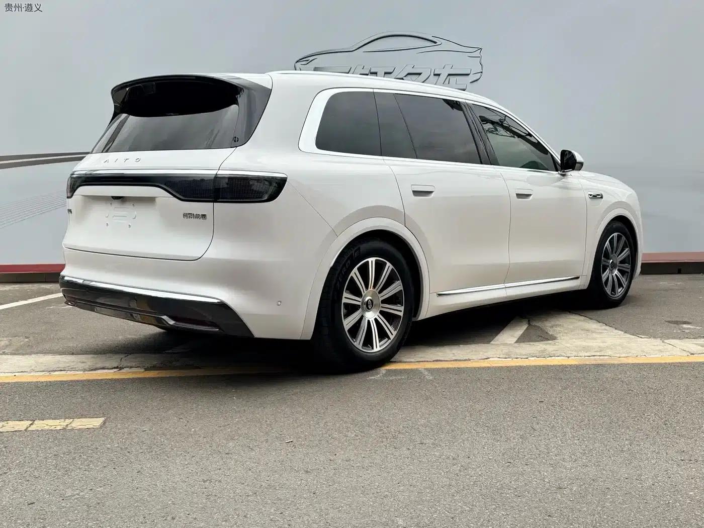Wenjie M8 2025 Pure Electric Max+ 5-Seat Long Range Version (192-line LiDAR) — миниатюра 6