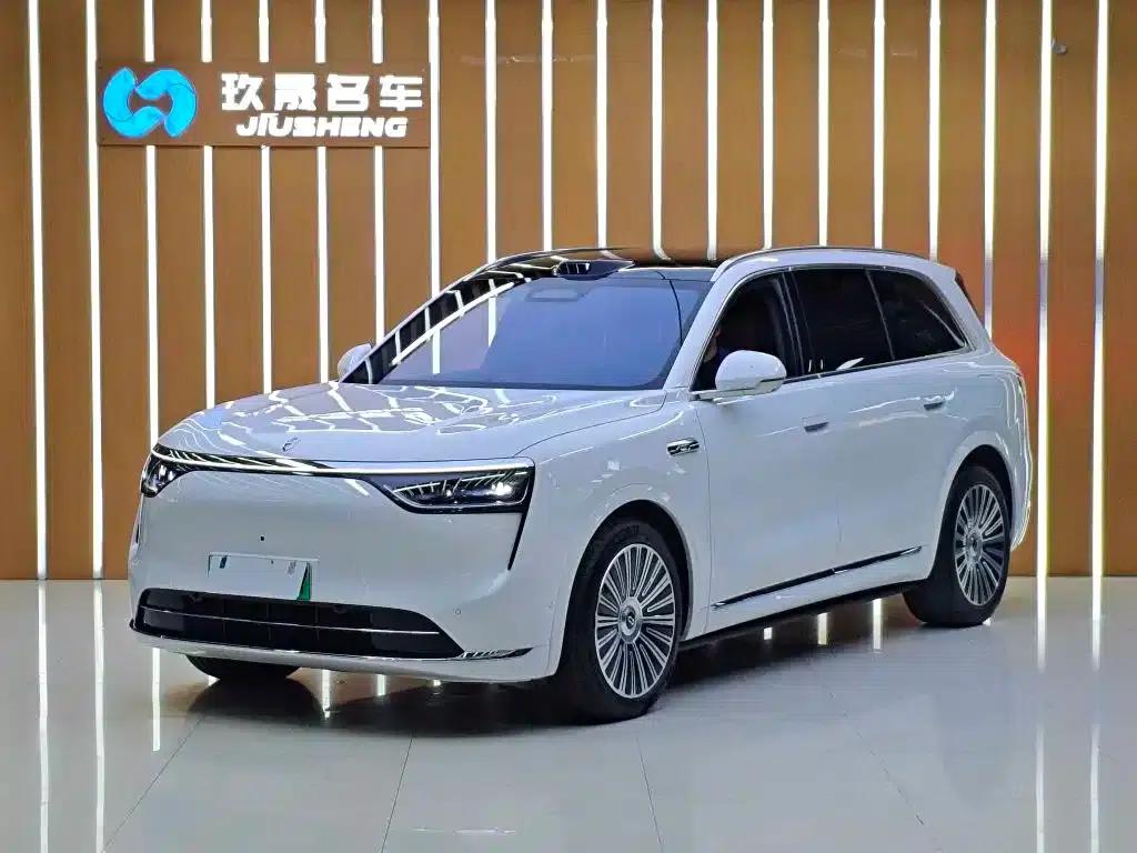 Wenjie M8 2025 Ultra Extended Range Edition (53.4kWh, 6-seater, 192-line LiDAR) — миниатюра 1