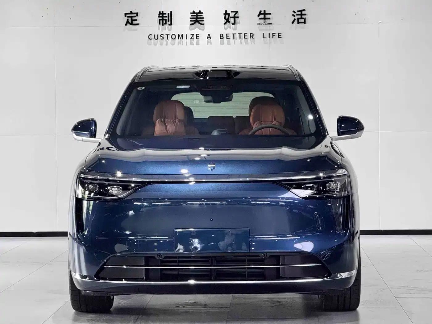 Wenjie M8 2025 Ultra Extended Range Edition (53.4kWh, 5-seater, 192-line LiDAR) — миниатюра 2