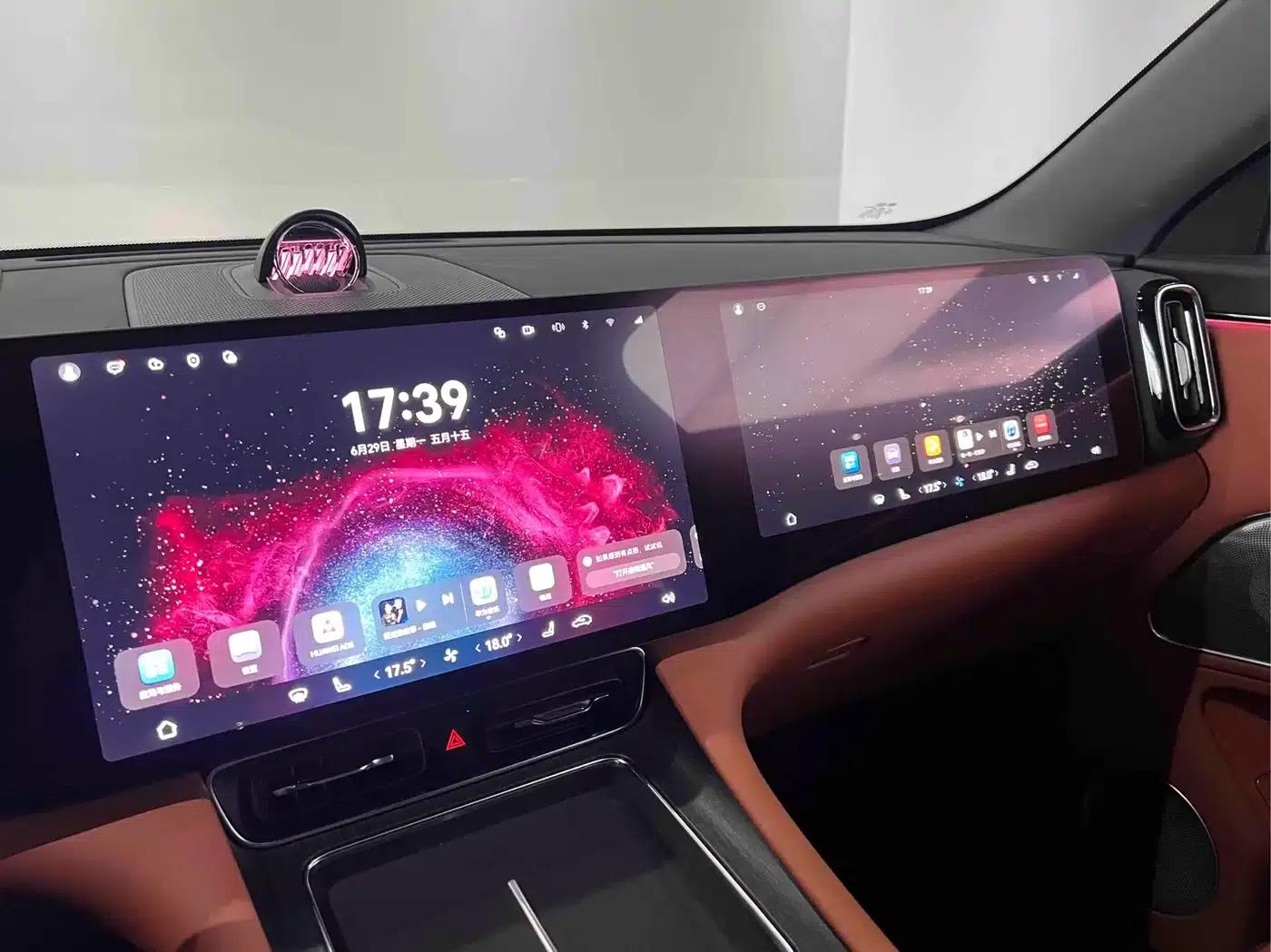 Wenjie M8 2025 Ultra Extended Range Edition (53.4kWh, 5-seater, 192-line LiDAR) — миниатюра 16