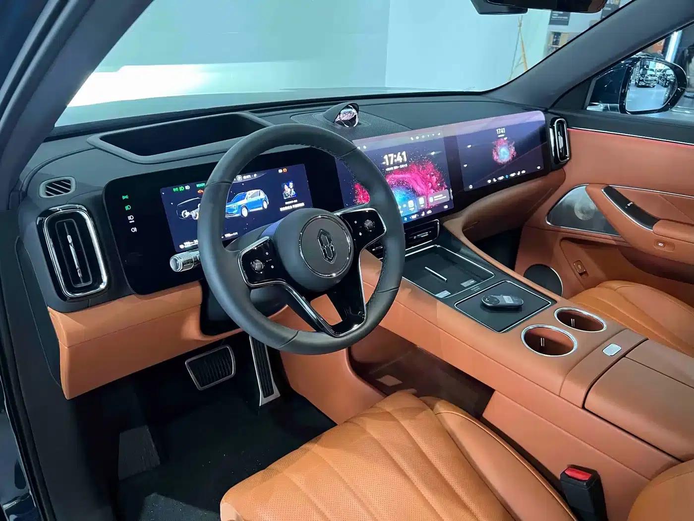 Wenjie M8 2025 Ultra Extended Range Edition (53.4kWh, 5-seater, 192-line LiDAR) — миниатюра 18